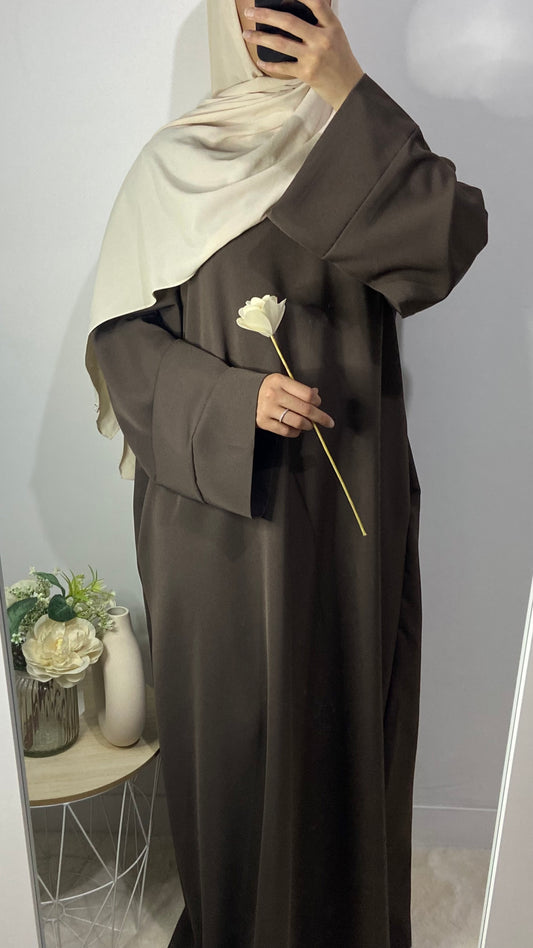 Abaya coupe droite avec manches à revers - Marron Glacé